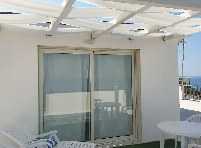 Terrazza Sul Mare The Lighthouse 帕奥拉