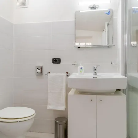 Terrazza Sul Mare The Lighthouse Paola