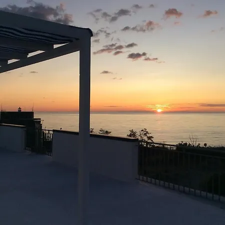 Terrazza Sul Mare The Lighthouse Apartamento